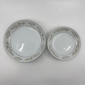 International Silver Co Fine China 2 Pcs Bowls 326 Springtime Japan Serveware